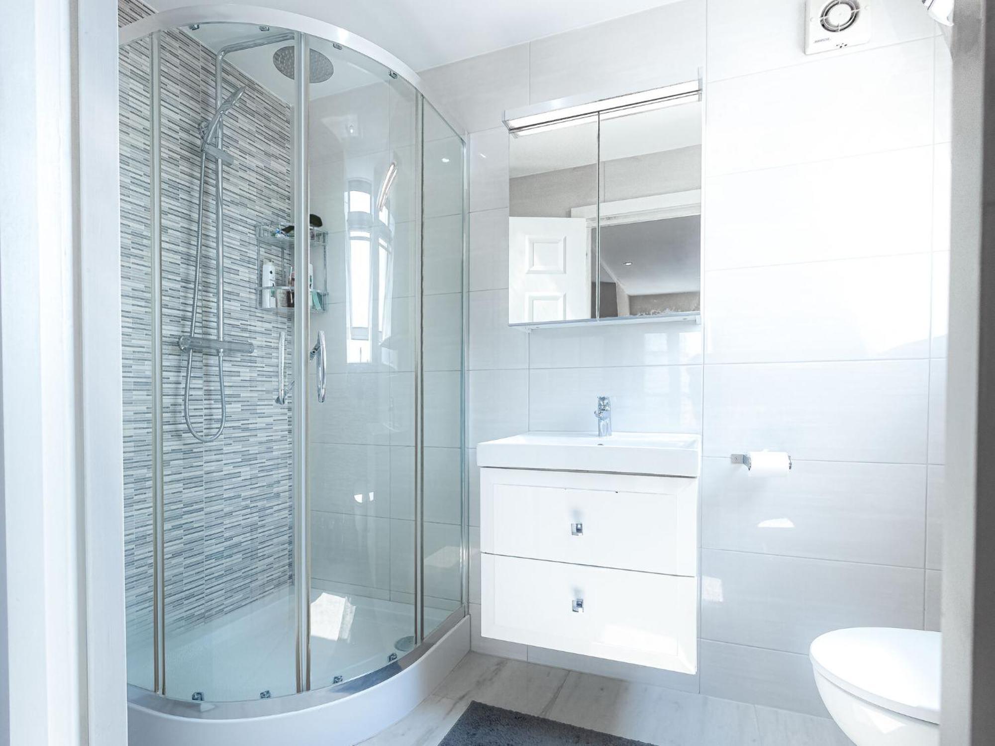 Family-friendly 3-bedroom Sojo In Apartament *